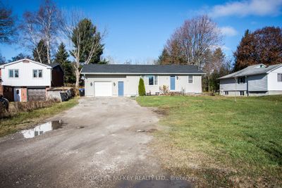 2340 Highway 11 S, House other with 2 bedrooms, 2 bathrooms and 7 parking in Oro Medonte ON | Image 3