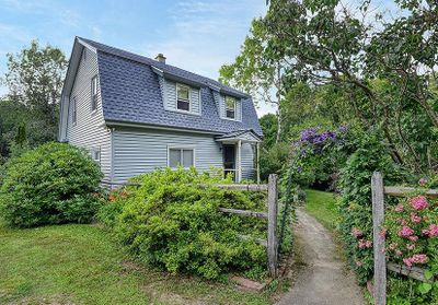 497 Old Chesham Road, House other with 3 bedrooms, 1 bathrooms and null parking in Dublin NH | Image 1