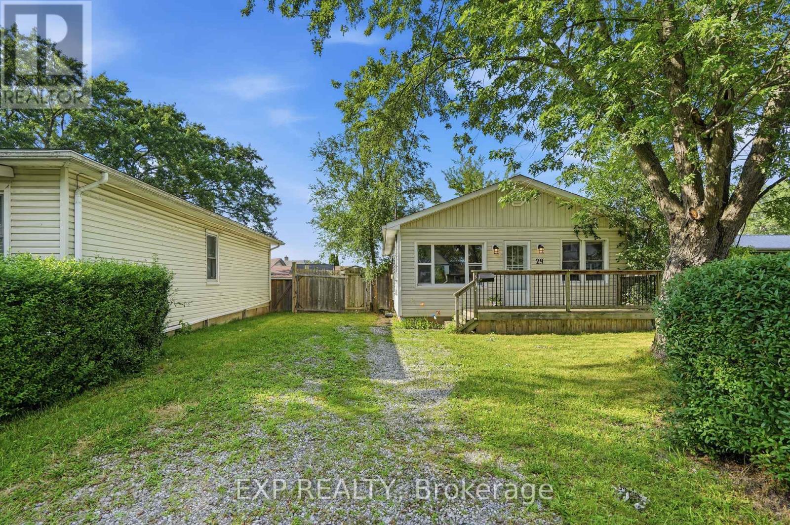 Residential Lease in St. Catharines (Secord Woods) 2