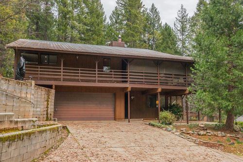 410 410 Lake Forest Dr., Trinity Center, CA, 96091 | Card Image