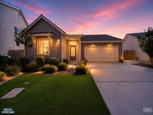 9001 Lily Crest Way, Shafter, CA, 93263-9459 | Card Image