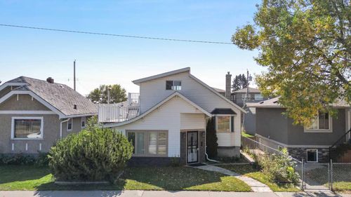 809 8 Ave Ne, Calgary, AB, T2E0R9 | Card Image