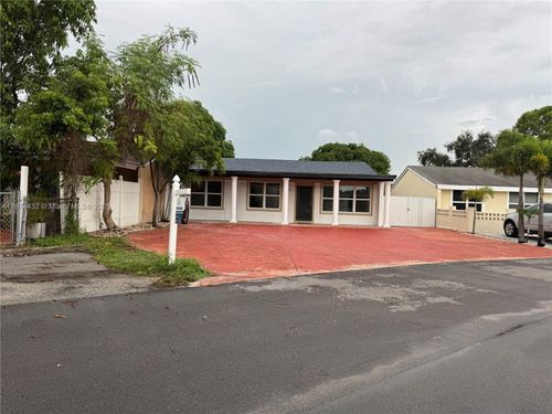 20819 Nw 41st Avenue Rd, Miami Gardens, FL, 33055-1370 | Card Image