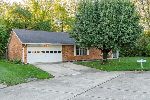 6686 Oakwood Ln, Dayton, OH, 45424-2451 | Card Image
