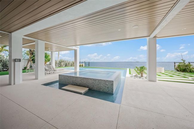 619 Key Royale Dr, House other with 5 bedrooms, 8 bathrooms and null parking in HOLMES BEACH FL | Image 35