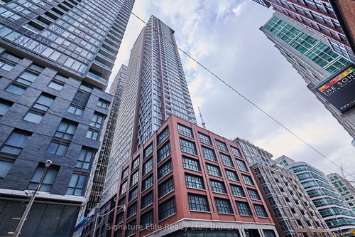 615-55 Mercer St, Toronto, ON, M5V0W4 | Card Image