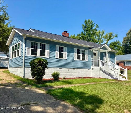 2 Fewell Ave, Weldon, NC, 27890-1818 | Card Image