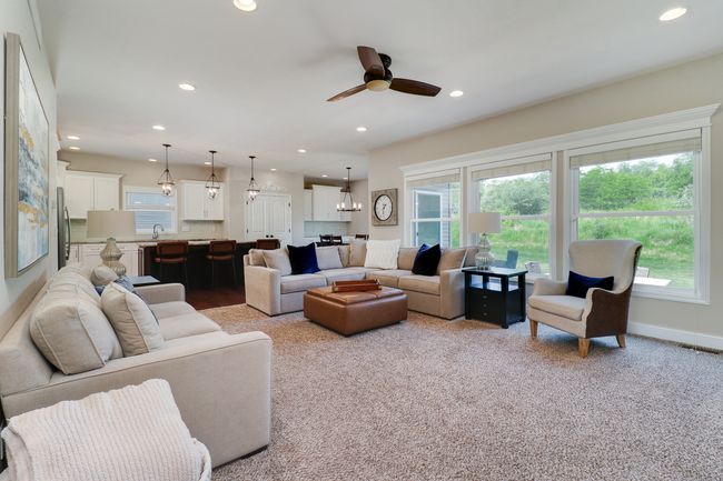 402 Raef Rd, House other with 4 bedrooms, 5 bathrooms and 3 parking in Downs IL | Image 7