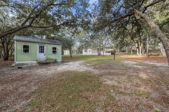 10431 Ne 32nd Ln, House other with 3 bedrooms, 2 bathrooms and null parking in BRONSON FL | Image 17