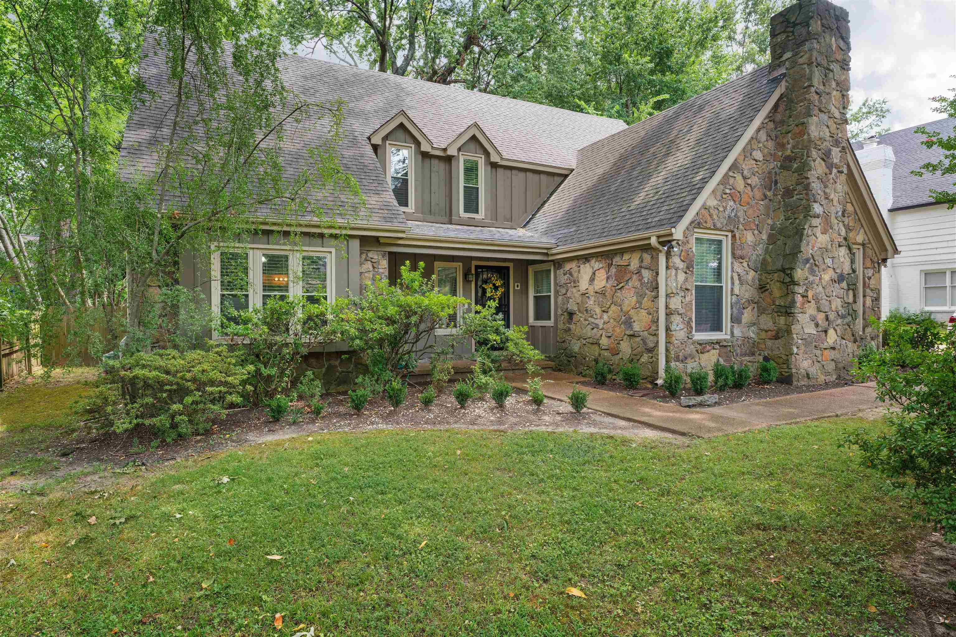 Yates Rd, Memphis, TN 38120