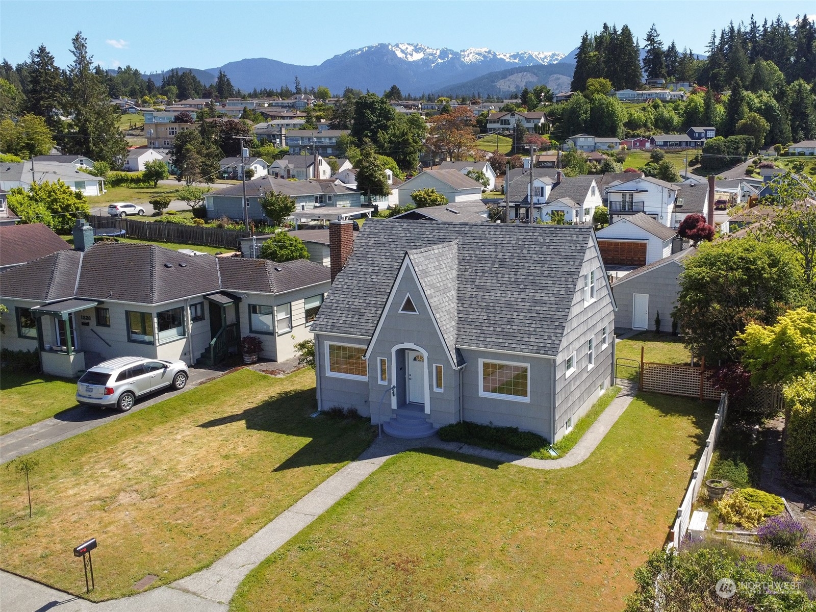 3rd St, Port Angeles, WA 98362