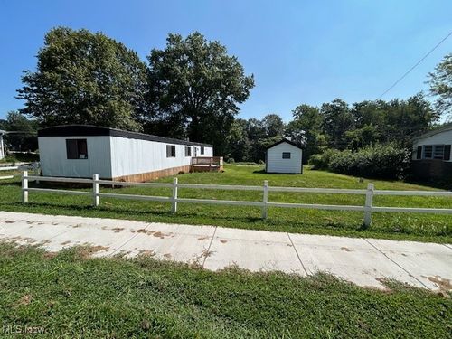 116 Mill St E, Senecaville, OH, 43780-9577 | Card Image