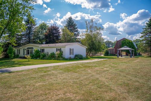 890 S Harrison Ave, Harrison, MI, 48625-9550 | Card Image