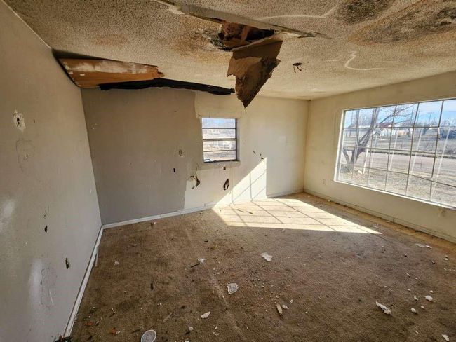 1511 Gray St, House other with 3 bedrooms, 1 bathrooms and null parking in Plainview TX | Image 10