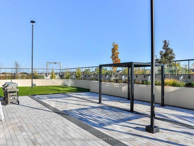 525 - 8 Trent Ave, Condo with 0 bedrooms, 1 bathrooms and null parking in Toronto ON | Image 17