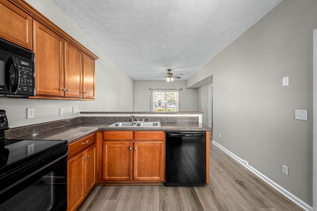 E - 284 Meigs Dr, Townhouse with 2 bedrooms, 3 bathrooms and 2 parking in Murfreesboro TN | Image 11