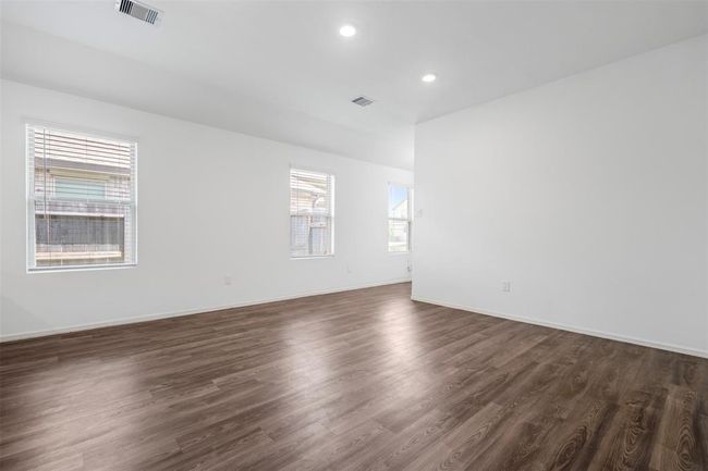 18415 Running Shadow Ct, House other with 4 bedrooms, 2 bathrooms and 2 parking in Hockley TX | Image 5