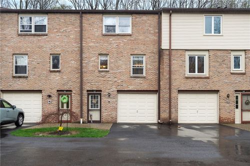63 Woodridge, Henrietta, NY, 14467 | Card Image