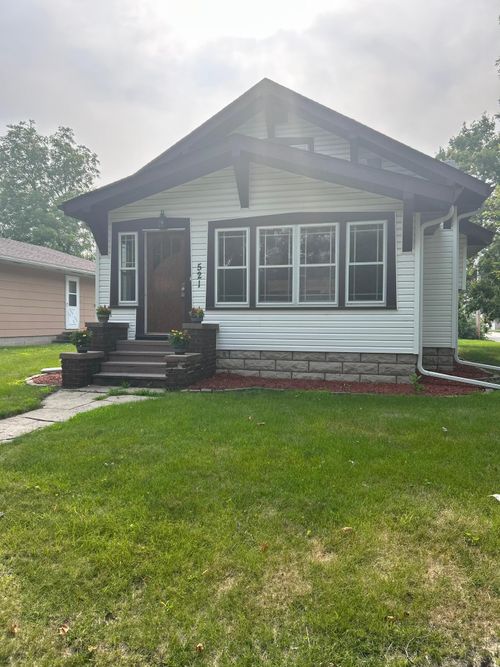 521 4th St, Gaylord, MN, 55334-4426 | Card Image