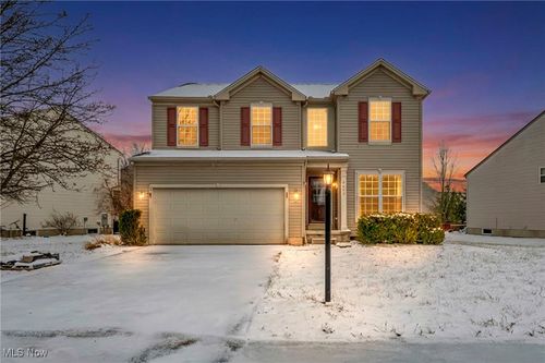 9642 Sunray Dr, Olmsted Twp, OH, 44138-4253 | Card Image