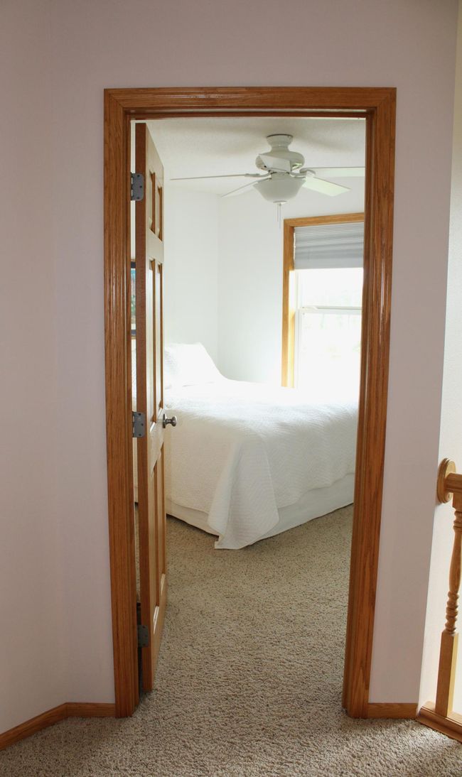 Upper bedroom. | Image 63