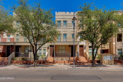 581 S Roosevelt St, Tempe, AZ, 85281-3571 | Card Image