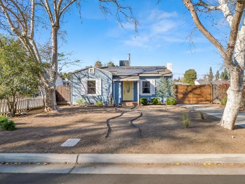 1117 E Sussex Way, Fresno, CA, 93704 | Card Image