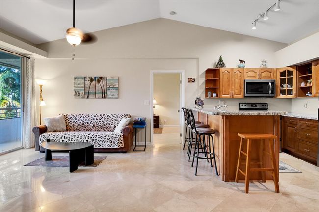 APT-21204 - 821 Lyons Rd, Condo with 2 bedrooms, 2 bathrooms and null parking in Coconut Creek FL | Image 15
