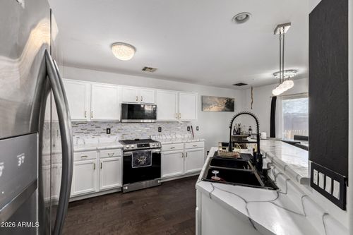 166 S 18th St, Coolidge, AZ, 85128-9280 | Card Image