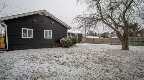 12 E South Avenue, Chippewa Falls, WI, 54729 | Card Image