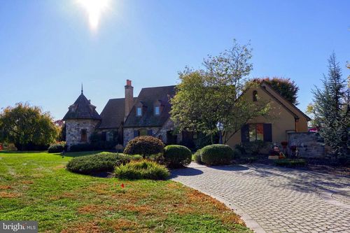 200 Polo Ln, WRIGHTSVILLE, PA, 17368-9135 | Card Image