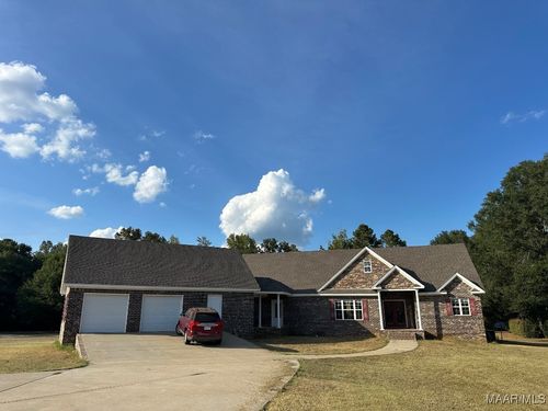 17 Indian Head Cir, Selma, AL, 36701-1607 | Card Image