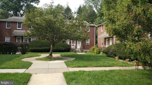 16 Saint Albans Ave, NEWTOWN SQUARE, PA, 19073-3612 | Card Image