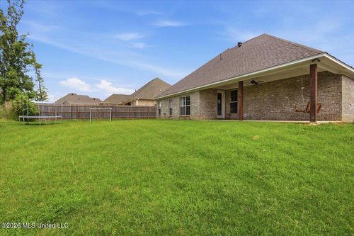 124 Autumn Drive, Madison, MS, 39110 | Card Image