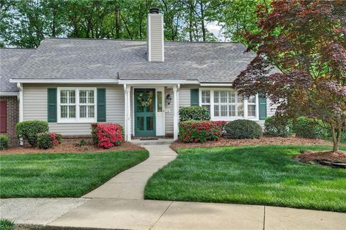 34 Brownstone Ln, Greensboro, NC, 27410-5145 | Card Image