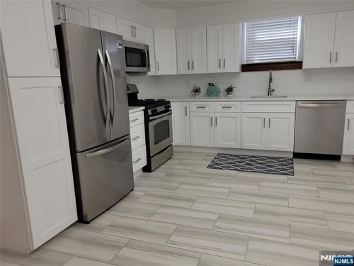 apt-a-156 Chestnut St, Rutherford, NJ, 07070-1961 | Card Image