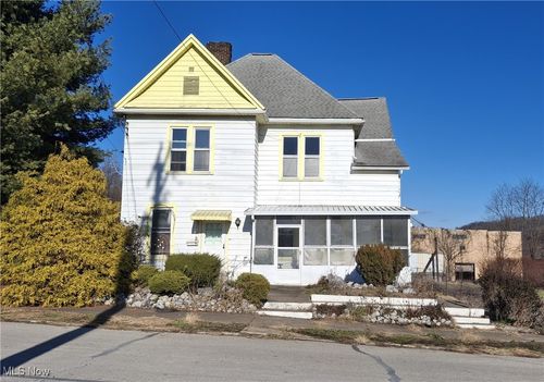 645 Logan St, Steubenville, OH, 43952-2032 | Card Image