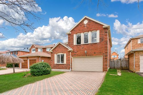 3 Lancashire Road, Markham, ON, L3R8K9 | Card Image