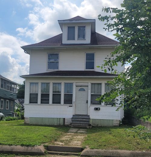 716 Rose Avenue E, Saint Paul, MN, 55106 | Card Image