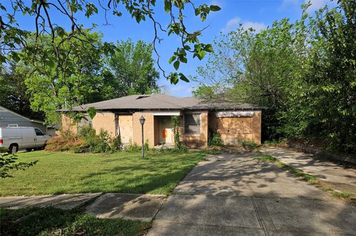 4607 S Ewing Ave, Dallas, TX, 75216-6822 | Card Image