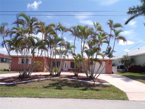 270 Belaire Ct, PUNTA GORDA, FL, 33950-5108 | Card Image