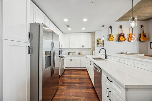 apt-4009-360 Nueces St, Austin, TX, 78701-4278 | Card Image