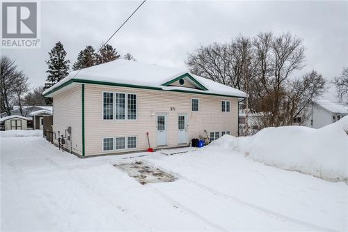 271 Adelaide St, Espanola, ON, P5E1H3 | Card Image
