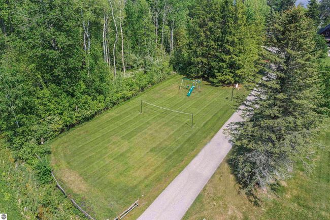 8123 S Rustic Dr, House other with 3 bedrooms, 2 bathrooms and null parking in Cedar MI | Image 31