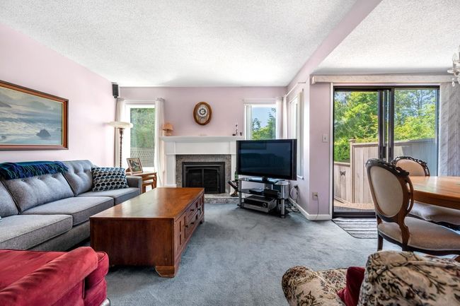 4716 Willowdale Place, Townhouse with 4 bedrooms, 1 bathrooms and 2 parking in Burnaby BC | Image 6