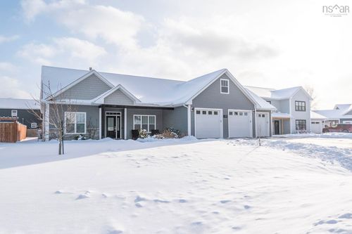 25 Marilyn Court, Kingston, NS, B0P1R0 | Card Image