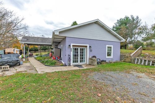 116 Aspen Dr, Loyalhanna, PA, 15681-2213 | Card Image