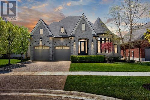 2405 Meadowlands Way, London, ON, N6G5L8 | Card Image