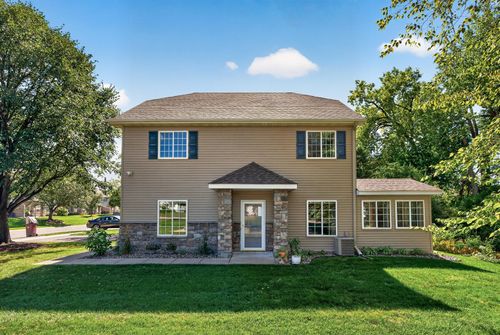 3341 Jansen Way, Vadnais Heights, MN, 55127-5125 | Card Image