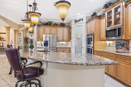 5574 49th Ave, Vero Beach, FL, 32967-2463 | Card Image